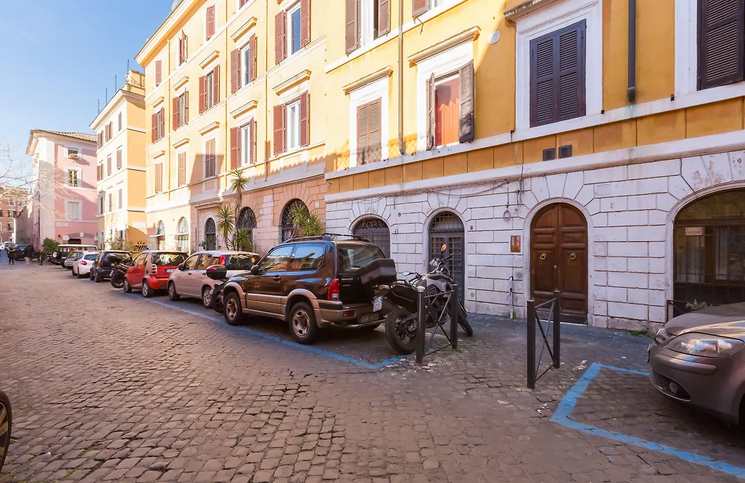 Trastevere Suite Just Renewed-1
